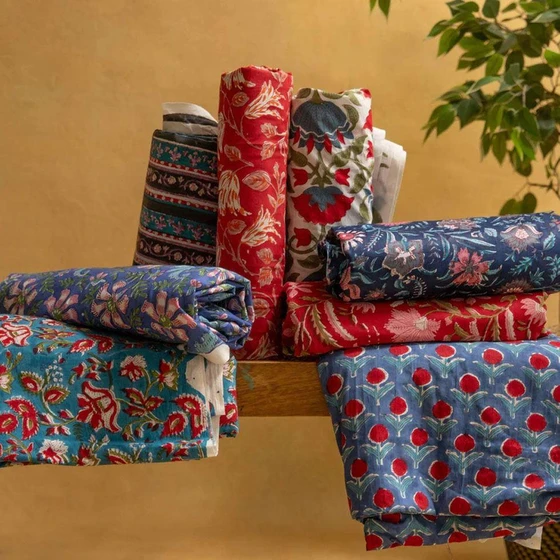 cotton-printed-fabric-2.webp