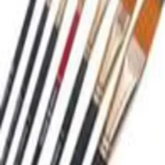 manufacturers-art-paint-brushes-EWFTzQhN.webp