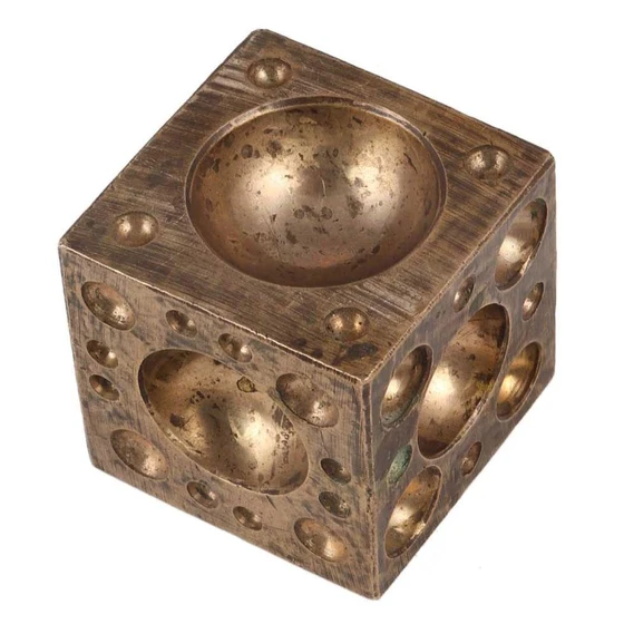 dapping-bronze-block-2.webp