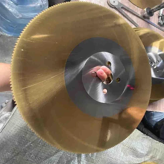 hss-saw-blade-2.webp