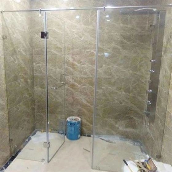 bathroom-divider-glass-2.webp