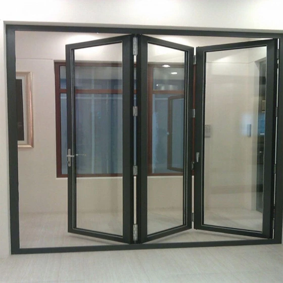 polished-folding-aluminum-door-2.webp