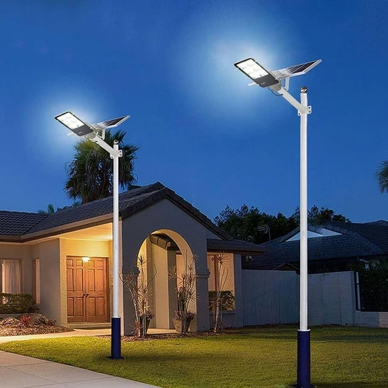 square-led-solar-lights-2.webp