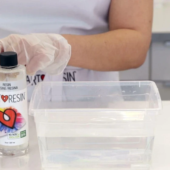 water-based-epoxy-resin-2.webp