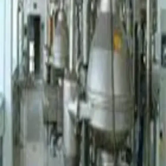 manufacturers-oil-production-processing-plant-uGwODK3o.webp