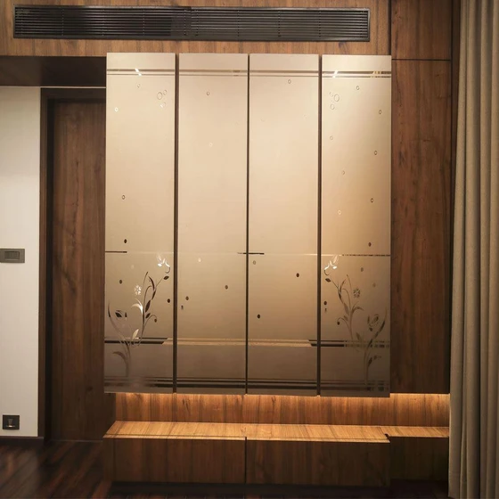 designer-brown-glass-2.webp