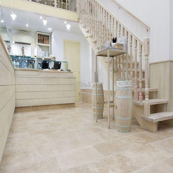 treventine-floor-tile-2.webp
