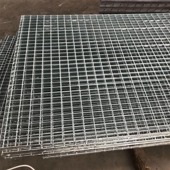 flat-grating-interlock-1.webp