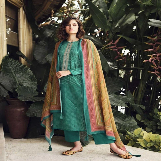 ladies-silk-suits-2.webp