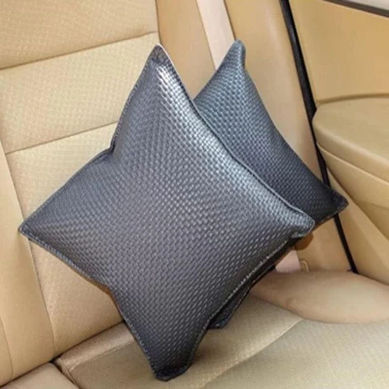 car-pearl-pillow-2.webp