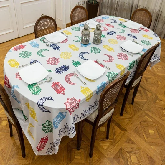 table-cover-crescent-2.webp