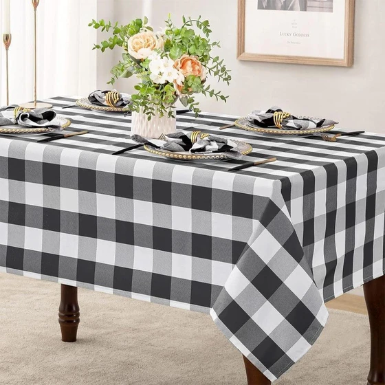 buffalo-checks-table-cover-2.webp