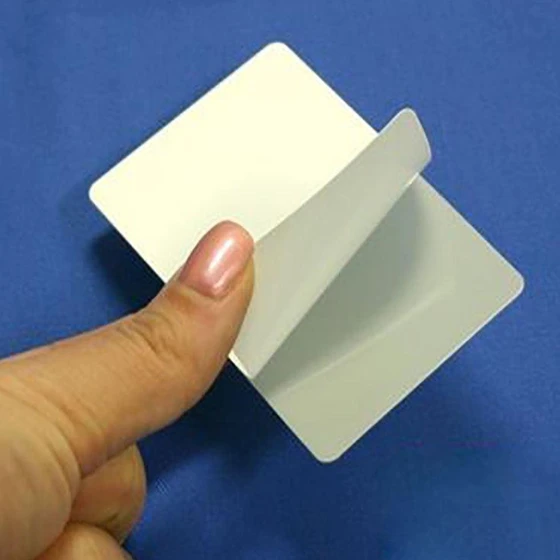 plastic-sticky-cards-1.webp