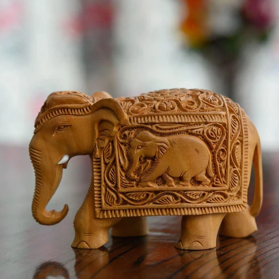 sandalwood-elephant-carving-2.webp