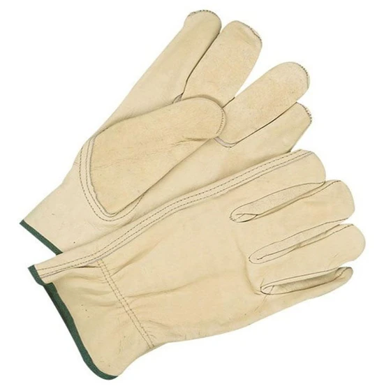 driving-canadian-gloves-2.webp