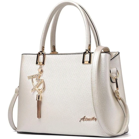 ladies-designer-bag-2.webp
