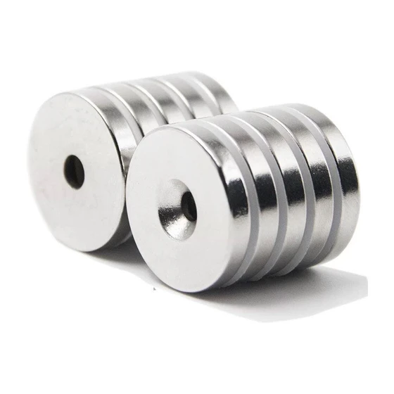 neodymium-holes-magnet-2.webp