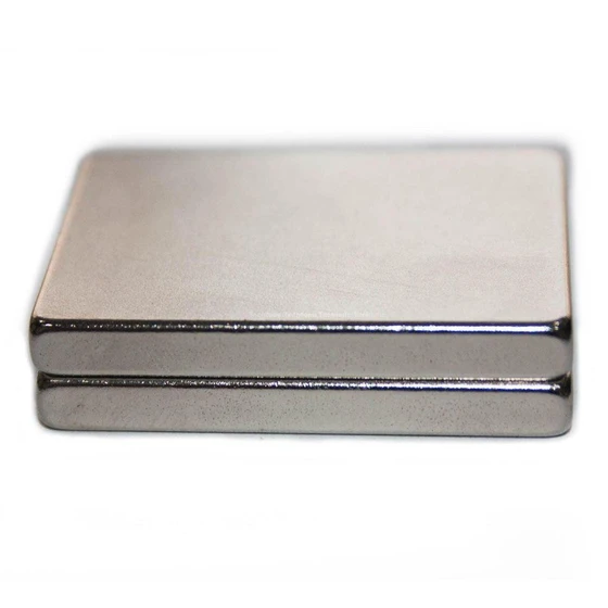 ndfeb-rectangular-magnet-2.webp