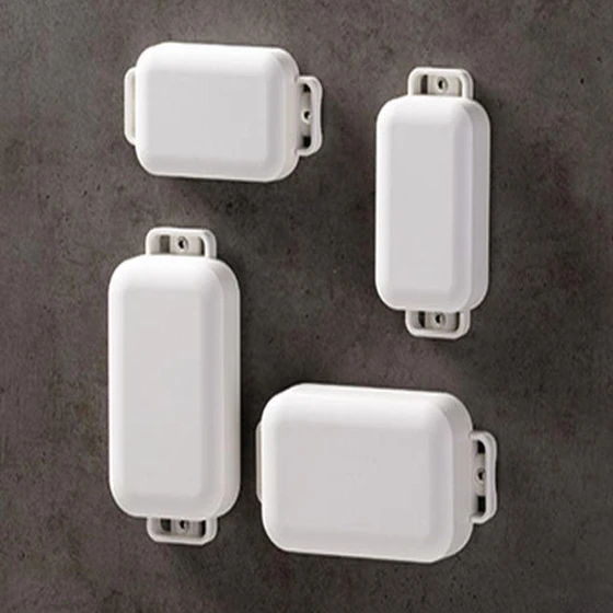 plastic-iot-enclosures-2.webp