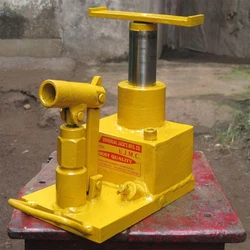 Track Hydraulic Jacks