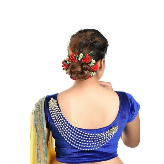 blouse-designer-brooch-1.webp
