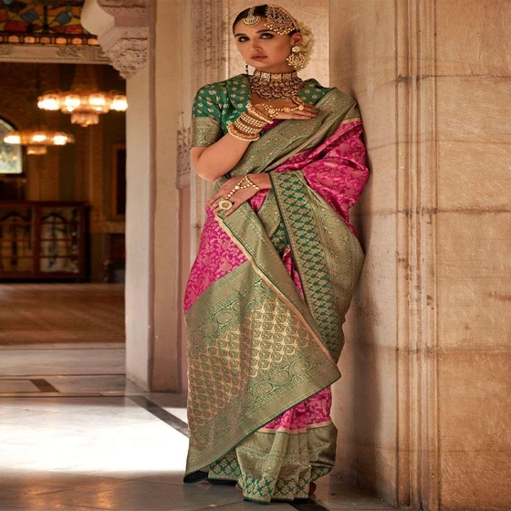 wrinkle-banarasi-fabric-2.webp