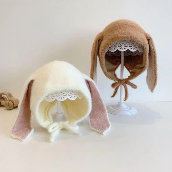 infant-bunny-hat-2.webp