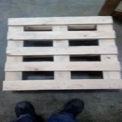 Wooden Pallet, Shape Rectangular, Square