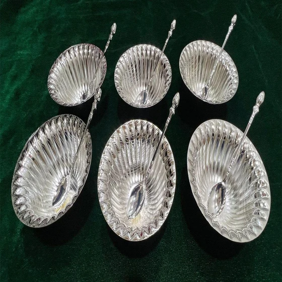 silver-plated-bowl-1.webp