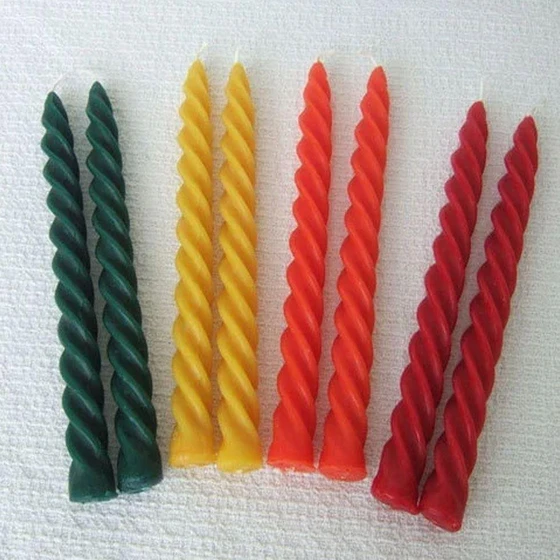 colored-spiral-candle-1.webp