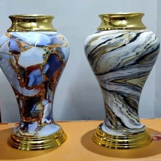 antique-flower-vase-2.webp