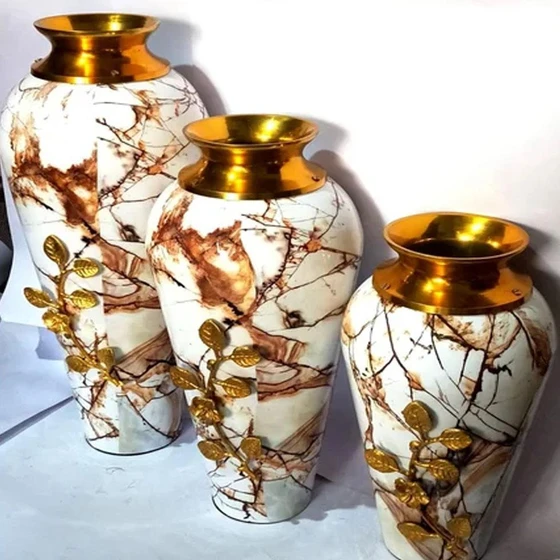 decoration-flower-vase-1.webp