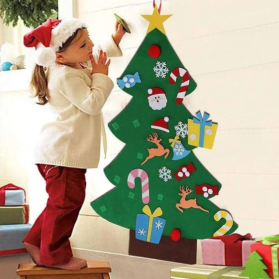 felt-christmas-gift-2.webp