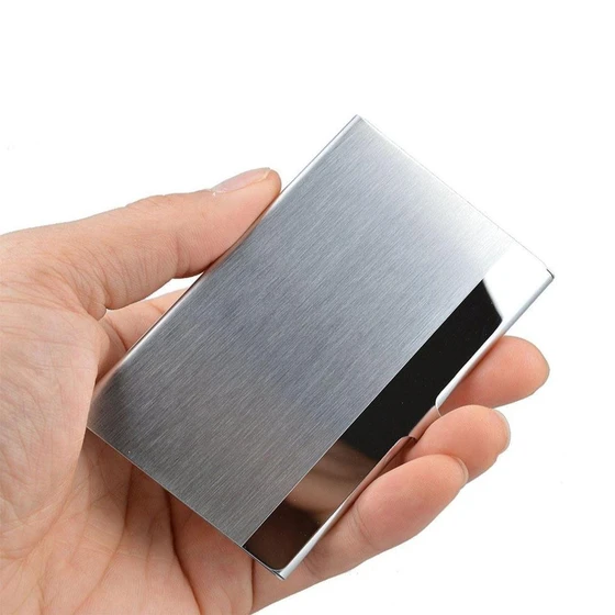 card-business-holder-2.webp