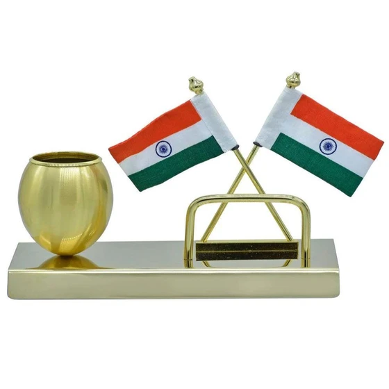 flag-card-holder-2.webp