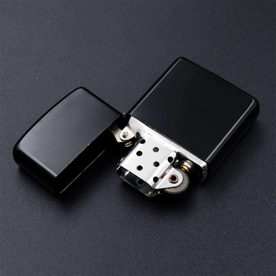 flint-cigarette-lighters-2.webp