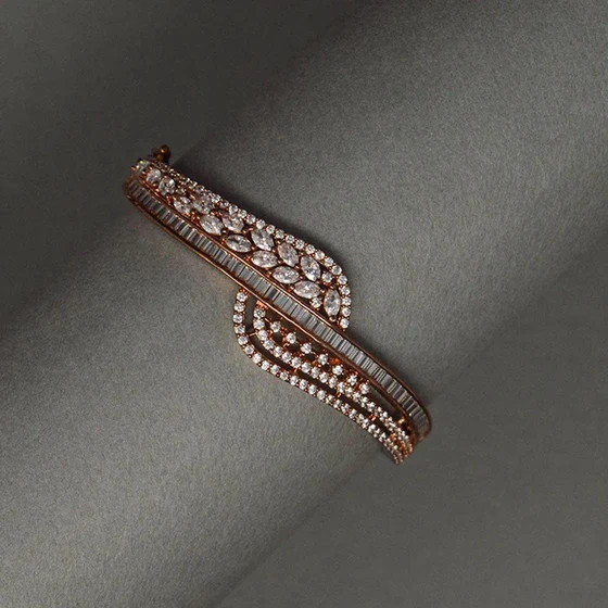 diamond-american-bracelet-2.webp
