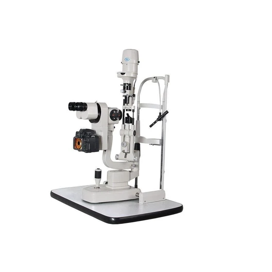 mediworks-digital-slit-lamp-2.webp