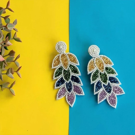 embroidery-fashion-earring-2.webp