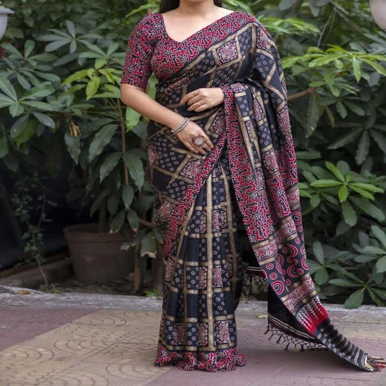 printed-silk-sarees-1.webp