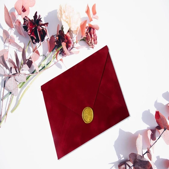 velvet-fancy-envelops-2.webp