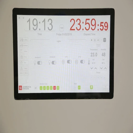control-surgical-panel-2.webp