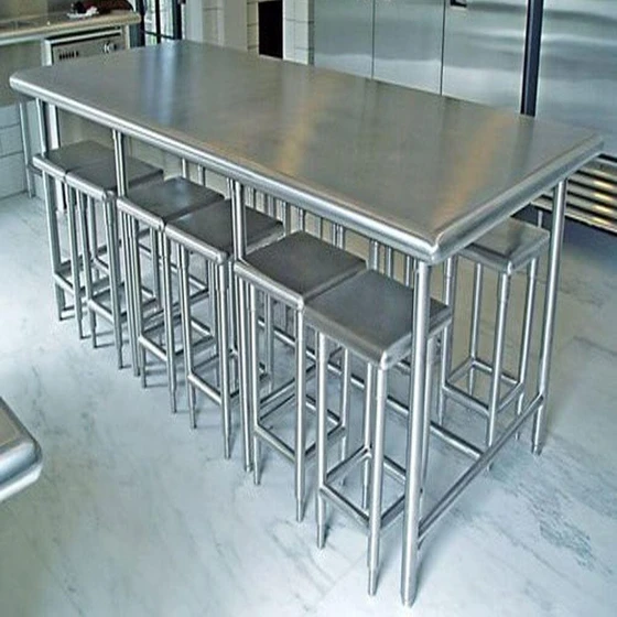 ss-dinner-table-1.webp