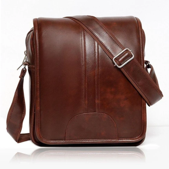 plain-leather-bags-2.webp