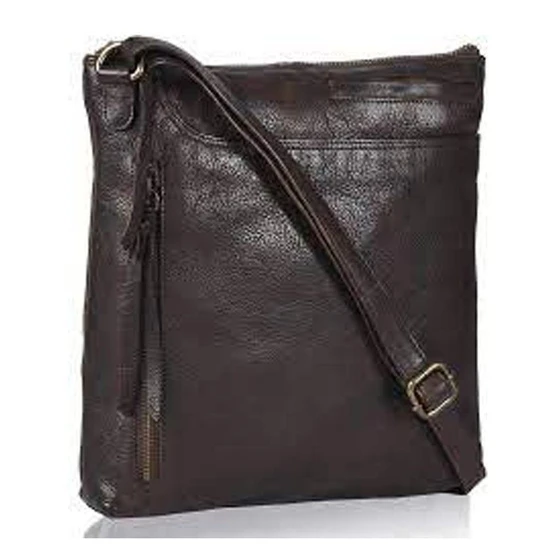 zipper-leather-bags-2.webp