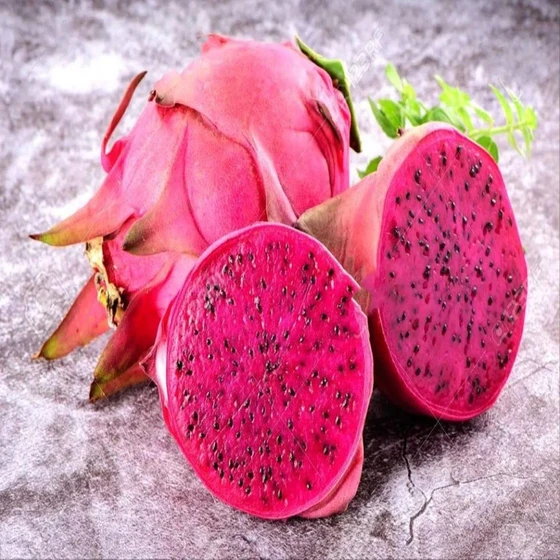 pink-fresh-dragon-fruit-2.webp