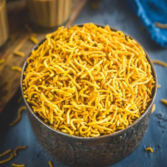 aloo-bhujia-1.webp