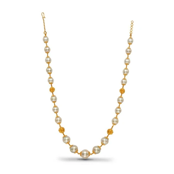 pearl-designs-necklaces-2.webp