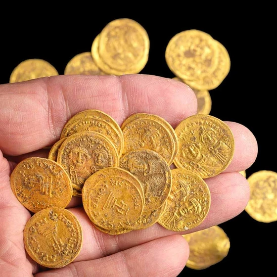 pure-gold-coins-2.webp