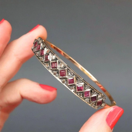 antique-ruby-bracelet-2.webp